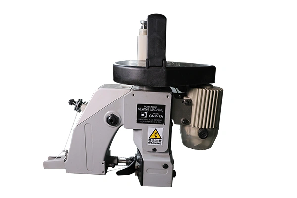 Переносная мешкозашивочная машина однониточного цепного стежка